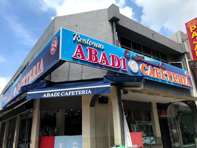 Makan Tengahari di Bandar Tun Razak