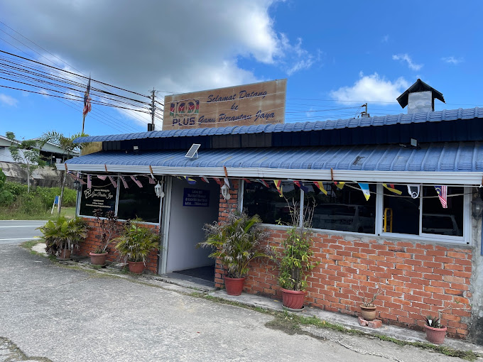 Makan Tengahari di Labuan