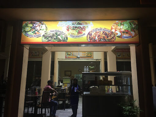 Makan Malam di Lipis