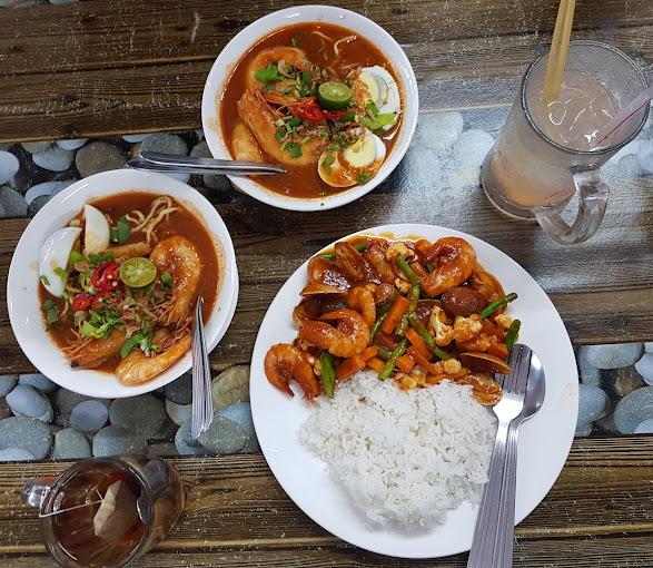 Makan Malam di Nibong Tebal