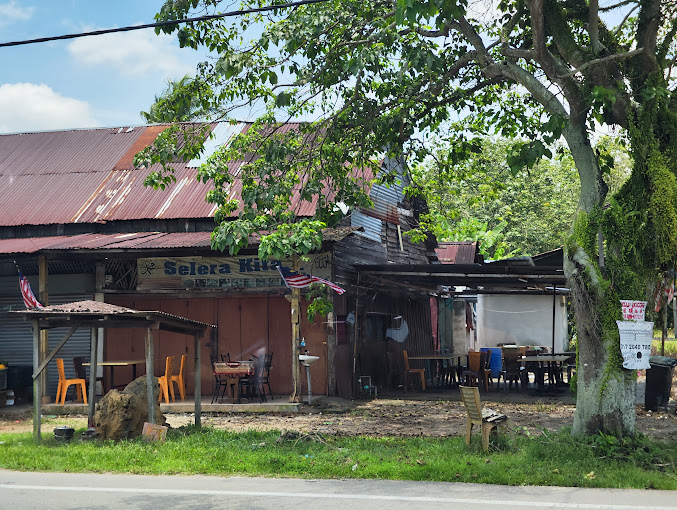 Makan Tengahari di Alor Gajah