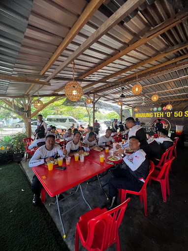 Makan Tengahari di Port Dickson