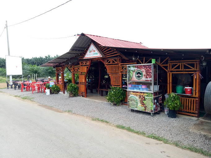 Makan Malam di Segamat