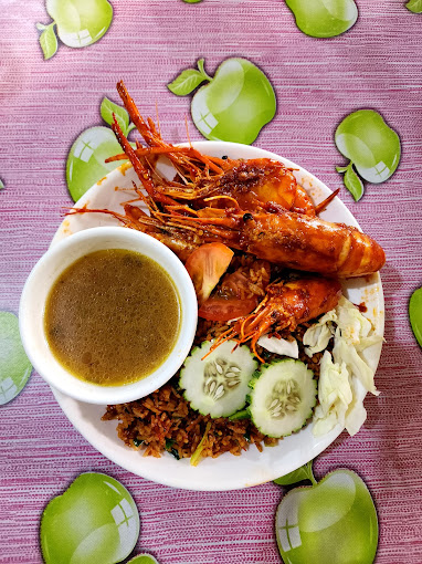 Makan Malam di Rompin