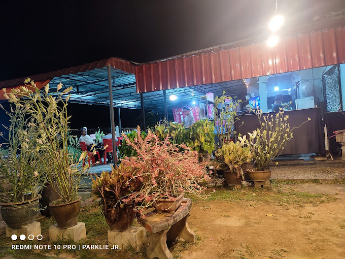 Makan Malam di Rembau