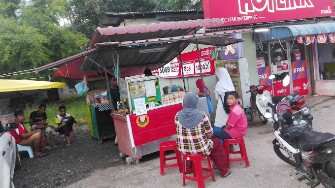 Makan Malam di Kuala Muda