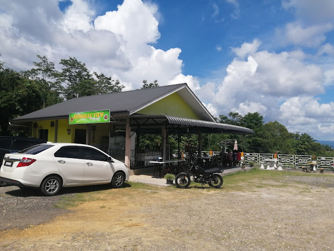 Makan Malam di Keningau