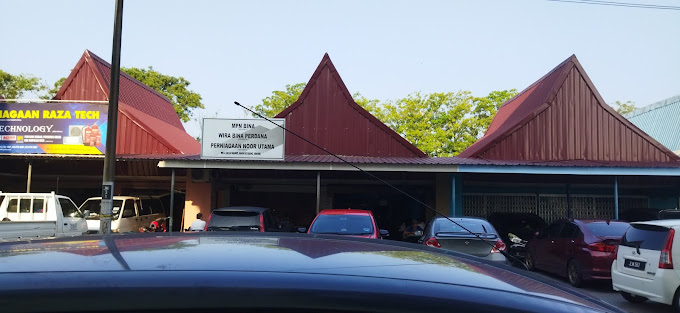 Makan Malam di Kluang