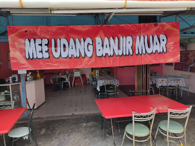 Makan Malam di Muar