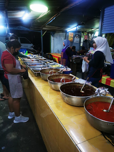 Makan Malam di Kota Bharu