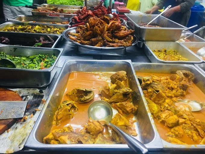 Makan Malam di Penaga