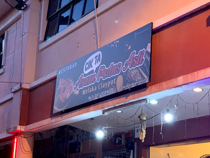 Makan Malam di Segamat