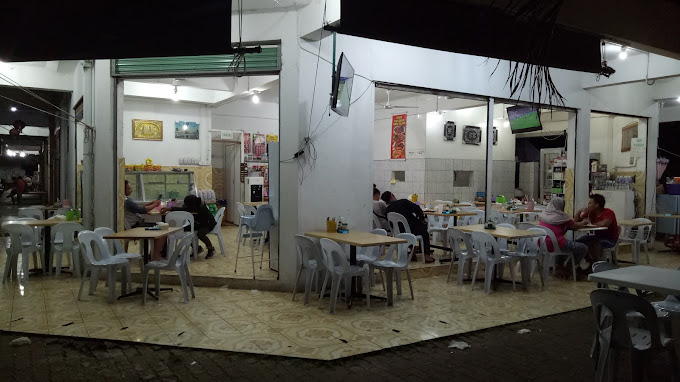 Makan Malam di Telupid