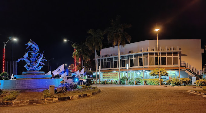 Makan Malam di Labuan