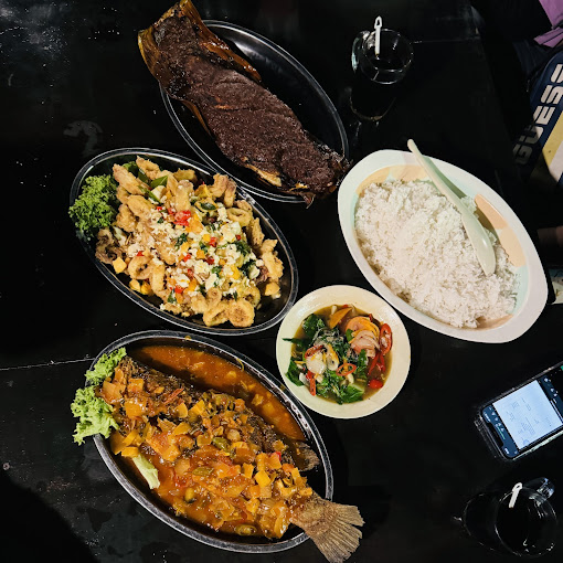 Makan Malam di Kemaman