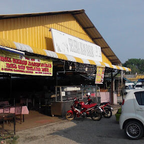 Makan Malam di Kulim